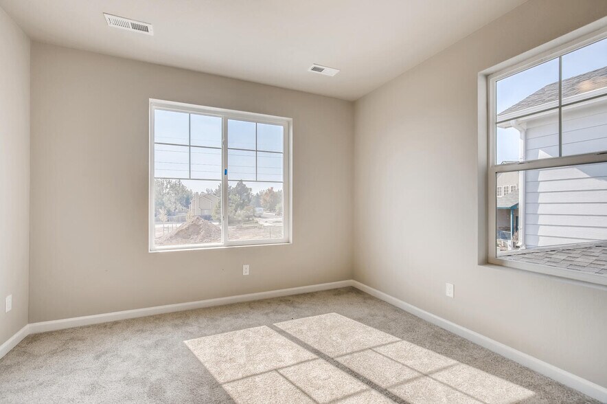 More Photos Of 5315-5329 Canyon View Dr, Castle Rock Apartments For Sale
