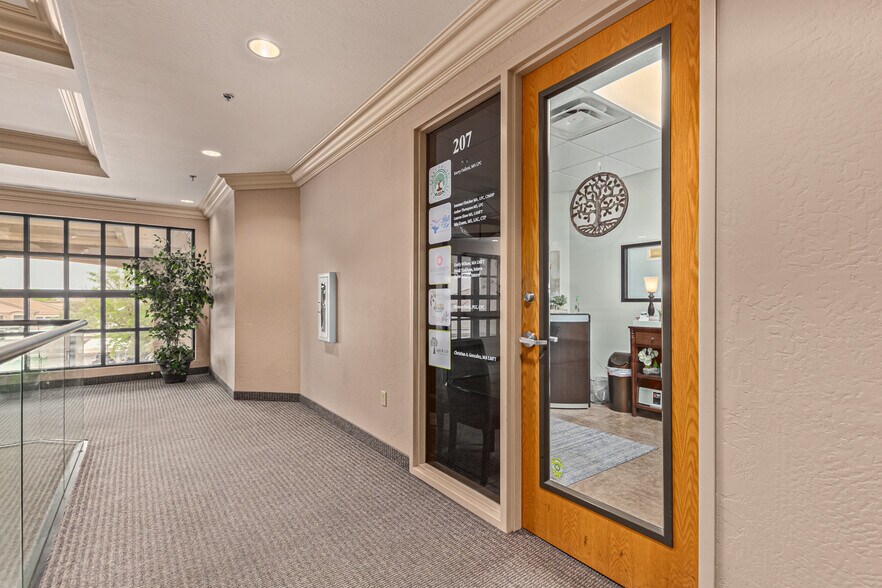 More Photos Of 1425 W Elliot Rd, Gilbert Medical For Lease