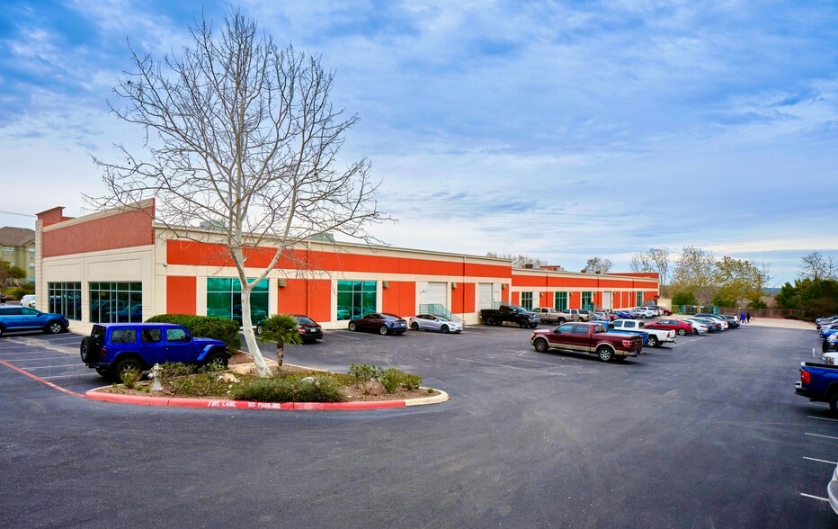 More Photos Of 12508 Jones Maltsberger Rd, San Antonio Office For Lease