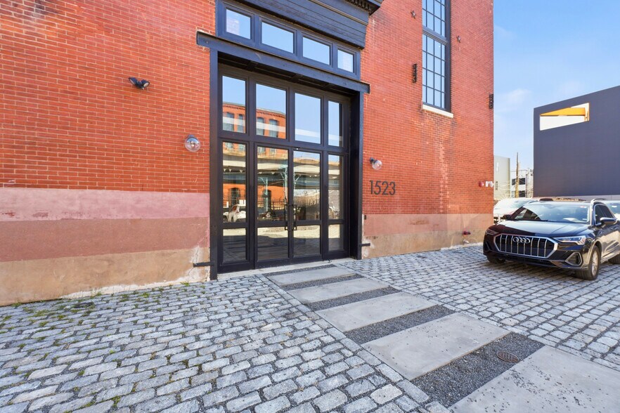 More Photos Of 1523 N Front St, Philadelphia Office For Lease