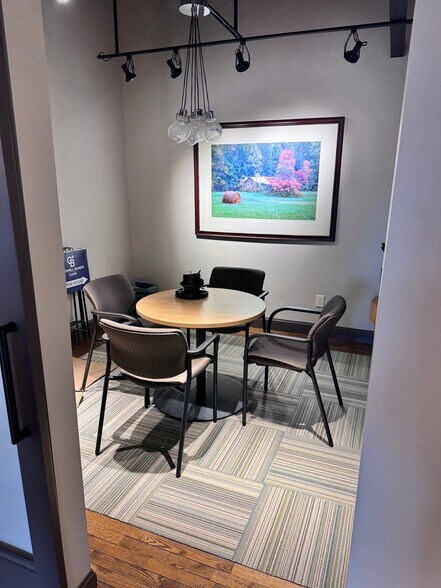 More Photos Of 118 S Pendleton St, Easley Freestanding For Lease