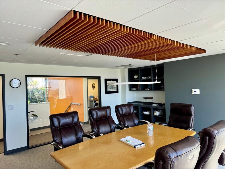 More Photos Of 353 San Jon Rd, Ventura Office For Sale