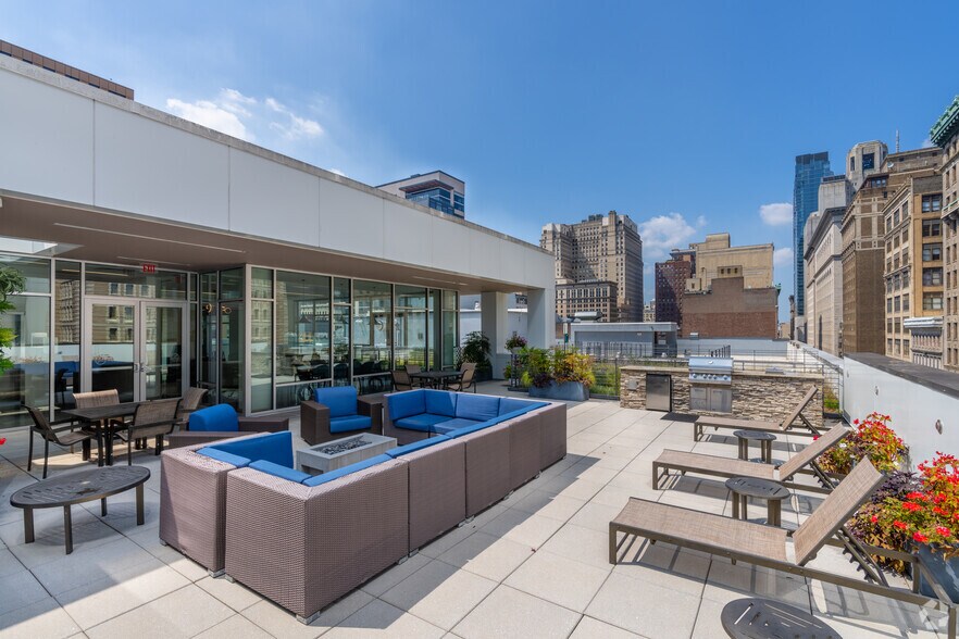 More Photos Of 1112-1128 Chestnut St, Philadelphia Apartments For Lease