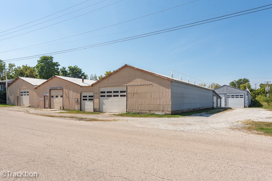 More Photos Of 10719 Commercial St, Richmond Warehouse For Sale