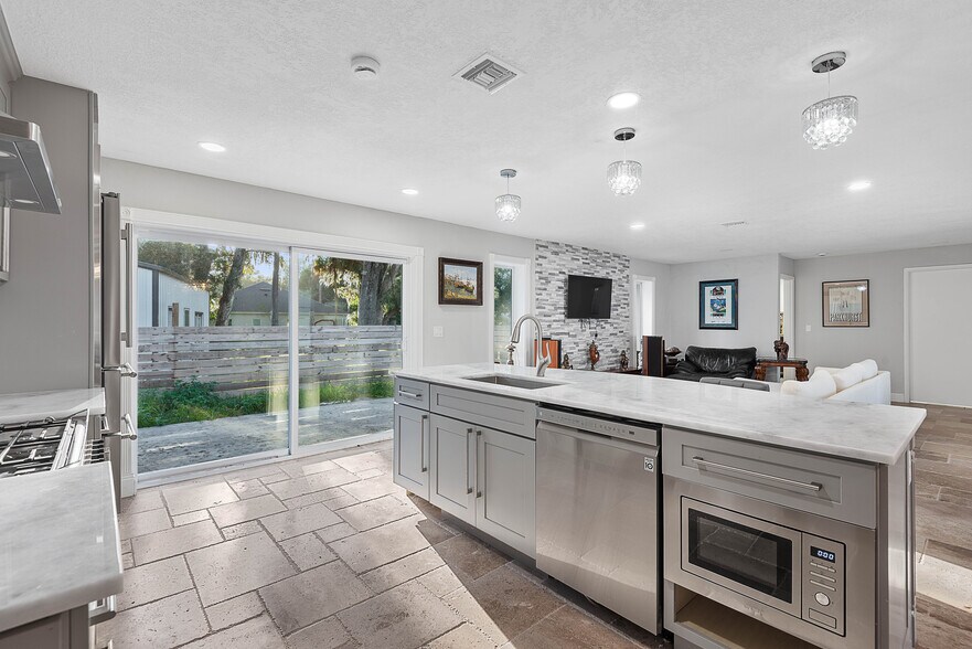 More Photos Of 5062 N Ocean Shore Blvd, Palm Coast Restaurant For Sale