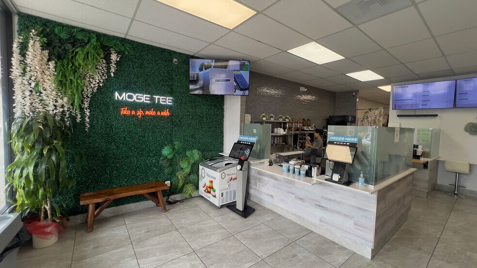 More Photos Of 5604-5694 Mission Center Rd, San Diego General Retail For Lease