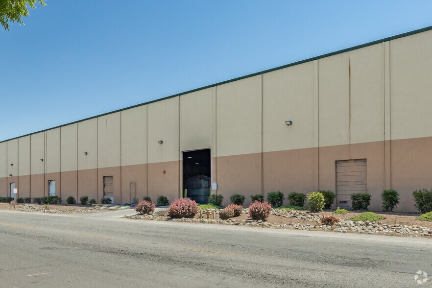 More Photos Of 4741 Watt Ave, North Highlands Manufacturing For Sale