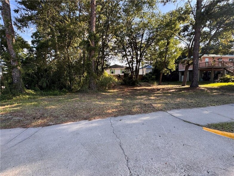 More Photos Of 1017 US-80 Hwy, Tybee Island Land For Sale