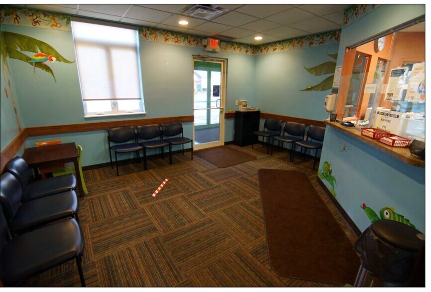 More Photos Of 1100 Portage Trl, Cuyahoga Falls Medical For Sale