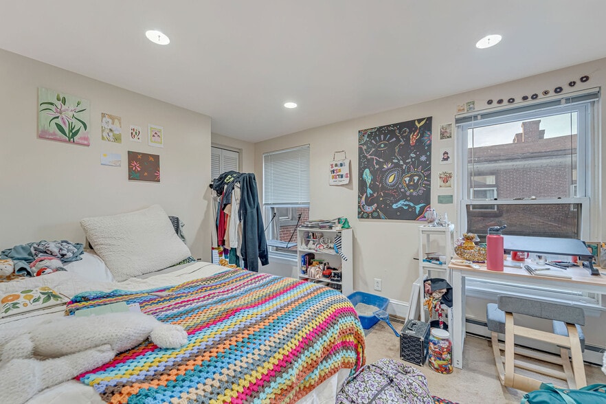 More Photos Of 1531 Green St, Philadelphia Apartments For Sale