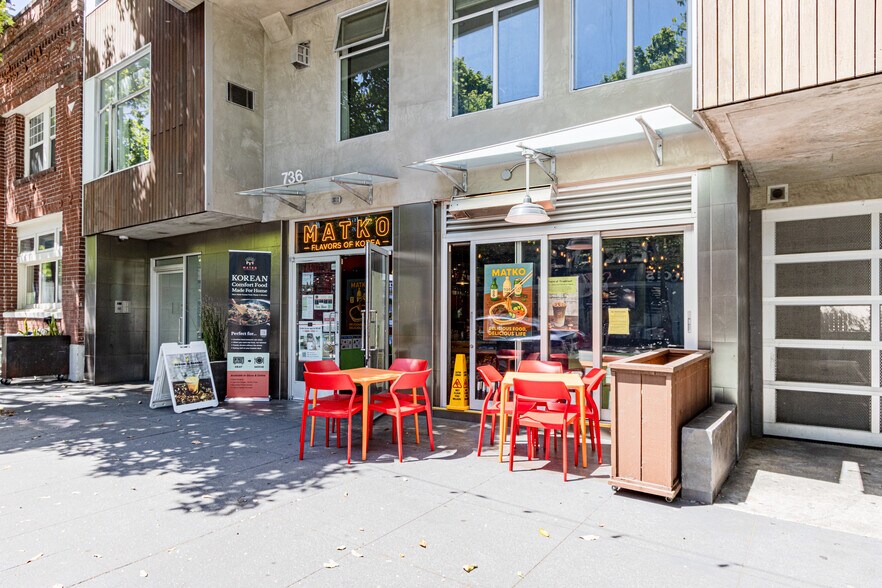 Primary Photo Of 736 Valencia St, San Francisco Apartments For Sale