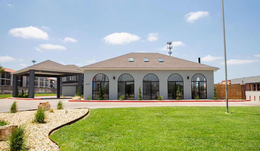 More Photos Of 2102 S Coulter St, Amarillo Hotel For Sale