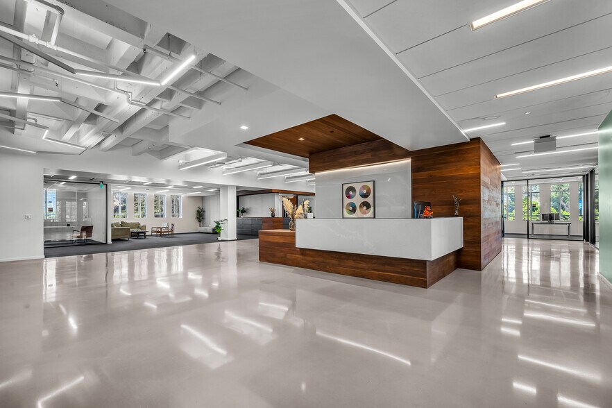 More Photos Of 631 Wilshire Blvd, Santa Monica Loft Creative Space For Lease