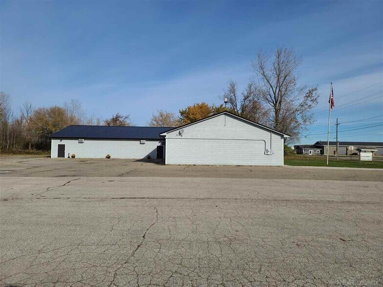 More Photos Of 7108 Maple Valley Rd, Brown City Specialty For Sale