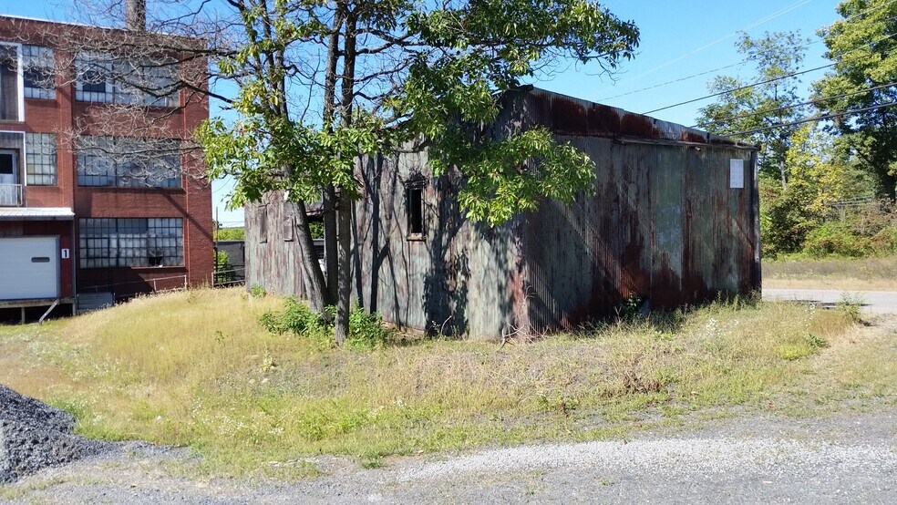 More Photos Of 1340-1400 Chestnut St, Kulpmont Manufacturing For Sale