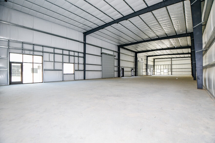 More Photos Of 5713 13th St, Katy Unknown For Lease