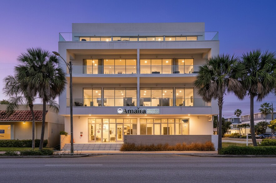 More Photos Of 246 NE 6th Ave, Delray Beach Apartments For Sale