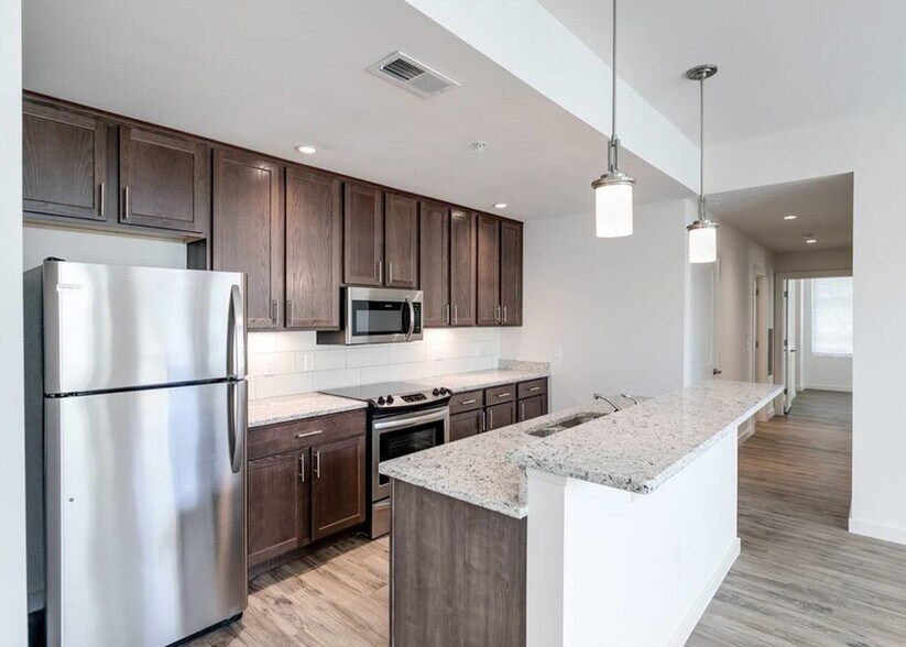 More Photos Of 3900 Monument Ave, Richmond Apartments For Sale