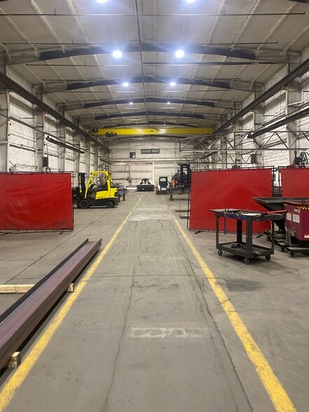 More Photos Of 170 SW 2nd St, Loveland Warehouse For Sale