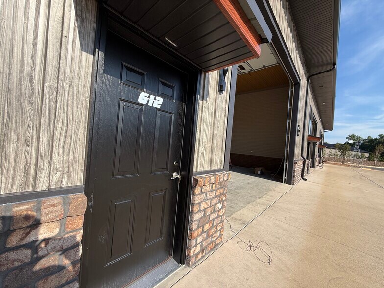 More Photos Of 144 McCrary Rd, Mooresville Industrial For Sale