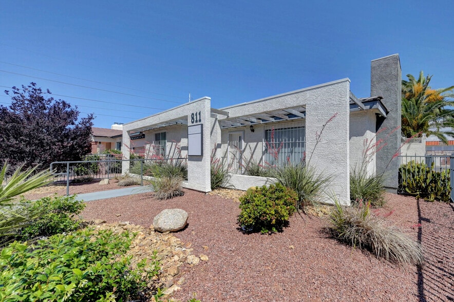 More Photos Of 811 S 6th St, Las Vegas Office For Lease