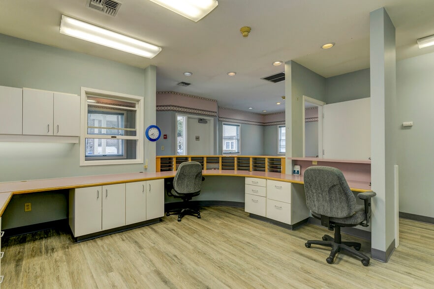 More Photos Of 403 Black Hills Ln SW, Olympia Medical For Sale