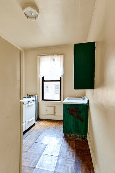 More Photos Of 23-27 51st St, Weehawken Apartments For Sale