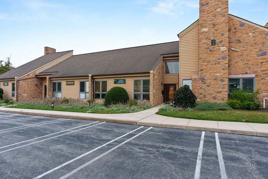 Primary Photo Of 1000 Germantown Pike, Plymouth Meeting Medical For Sale