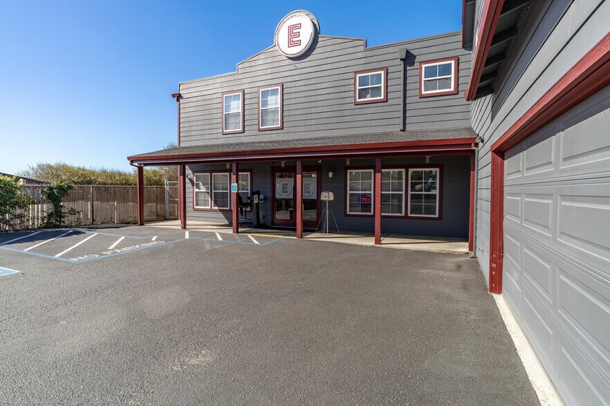 More Photos Of 8022 Moss Landing Rd, Moss Landing Storefront Retail Residential For Sale
