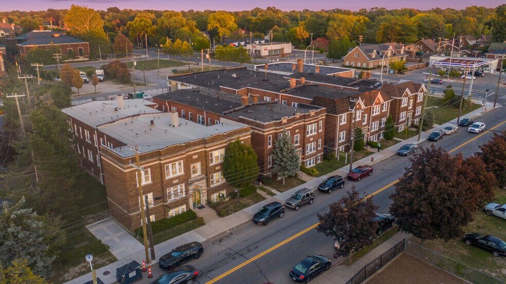 Primary Photo Of 1020-1060 Alter Rd, Detroit Apartments For Sale