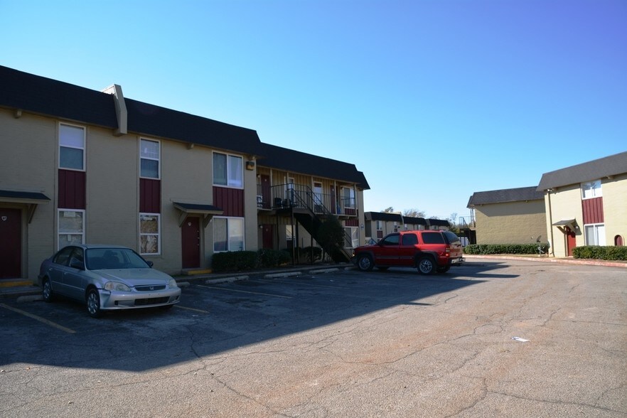 139151 N Rd, Tulsa, OK 74116 Apartments For Sale