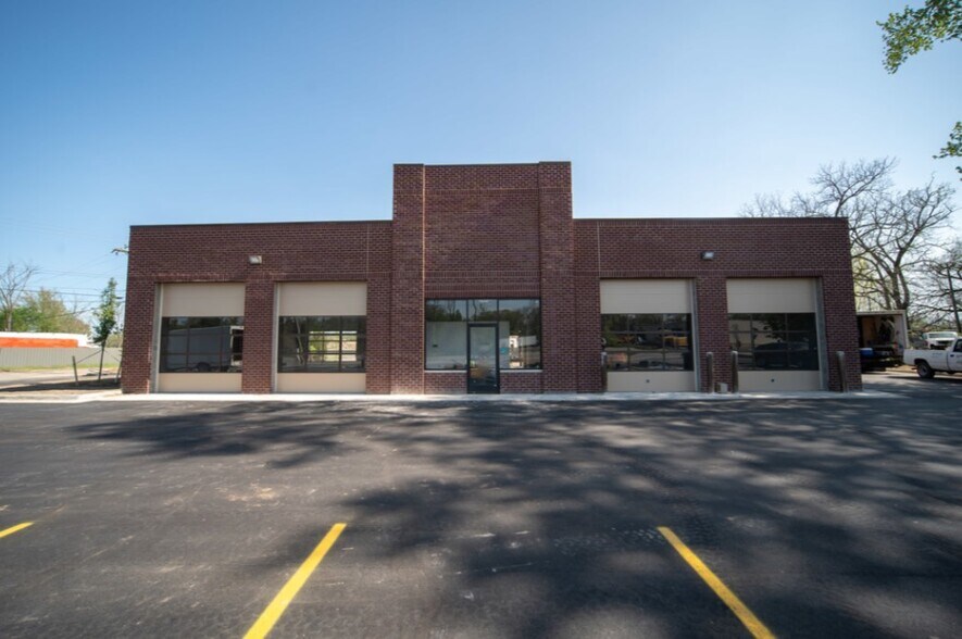 2380 East Michigan Ave, Ypsilanti, MI 48198 Retail