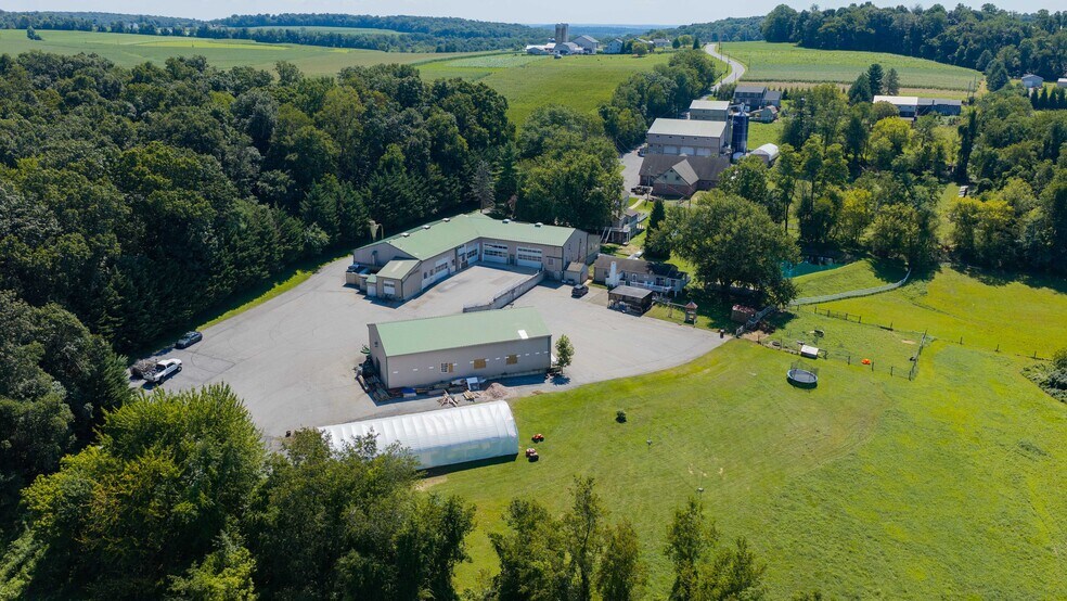 More Photos Of 197 Pencroft Dr N, Holtwood Industrial For Sale