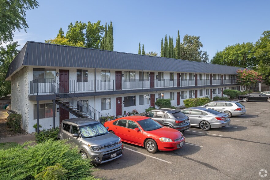 More Photos Of 1431-1435 Warner St, Chico Apartments For Sale