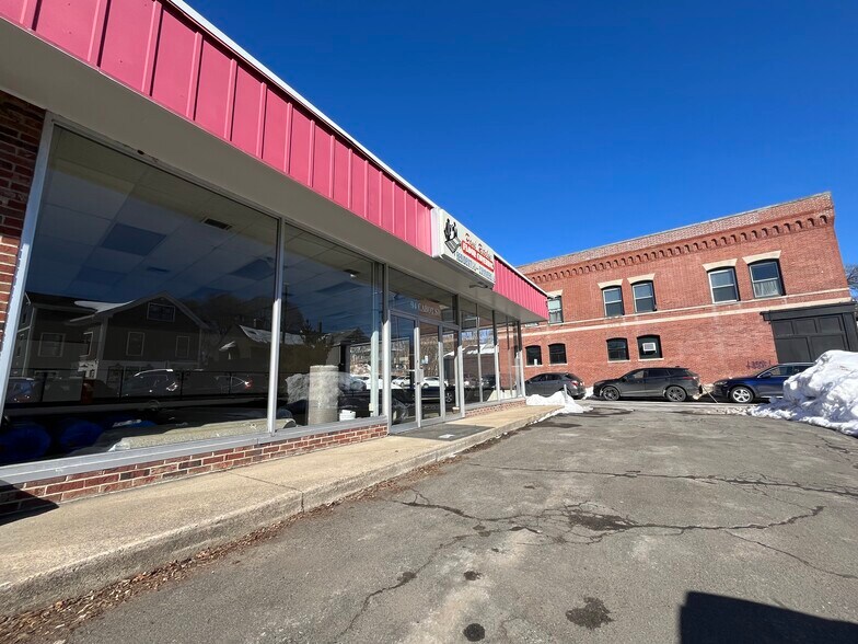 More Photos Of 94-96 Cabot St, Beverly Storefront Retail Office For Lease