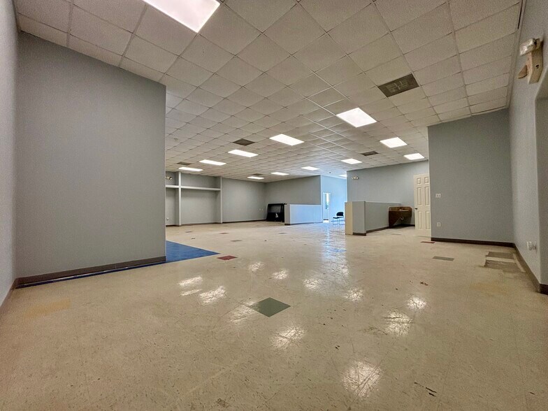 More Photos Of 1141 Brazosport Blvd N, Richwood Daycare Center For Lease