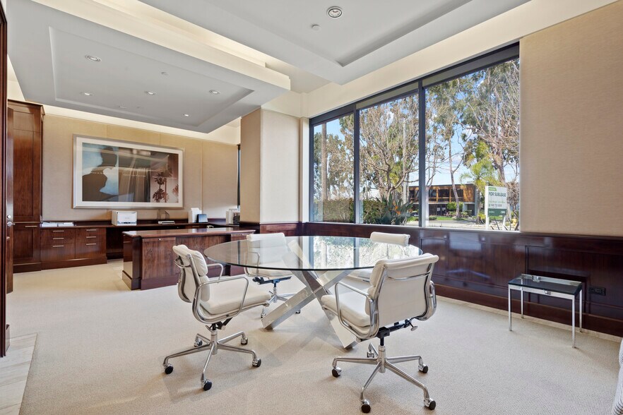 More Photos Of 17622 Armstrong Ave, Irvine Research And Development For Lease
