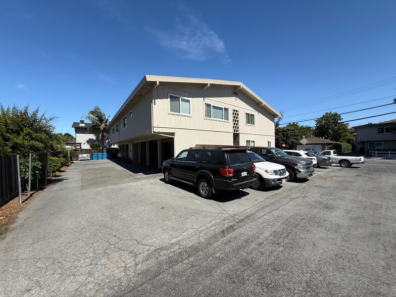 More Photos Of 1526 Hess Rd, Redwood City Apartments For Sale