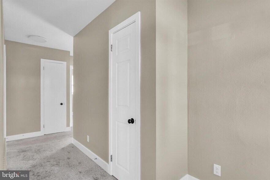 More Photos Of 4070 W Market St, York Office For Sale