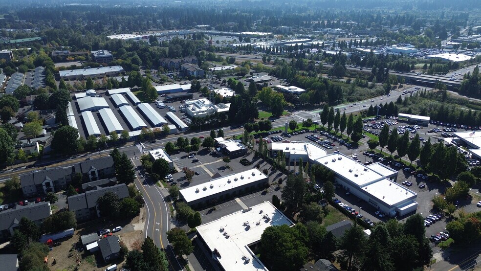 More Photos Of 6701-6715 NE Andresen St, Vancouver Office For Sale