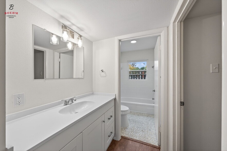 More Photos Of 600 Gentleman Rd, Balcones Heights Apartments For Sale