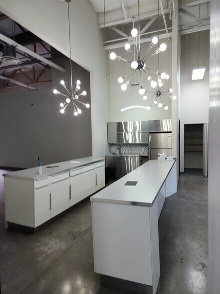 More Photos Of 5525 S Decatur Blvd, Las Vegas Unknown For Lease