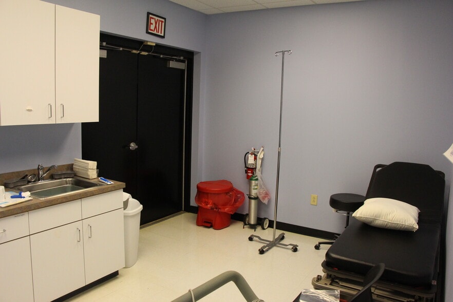 More Photos Of 2473-2493 Wendell Blvd, Wendell Freestanding For Sale