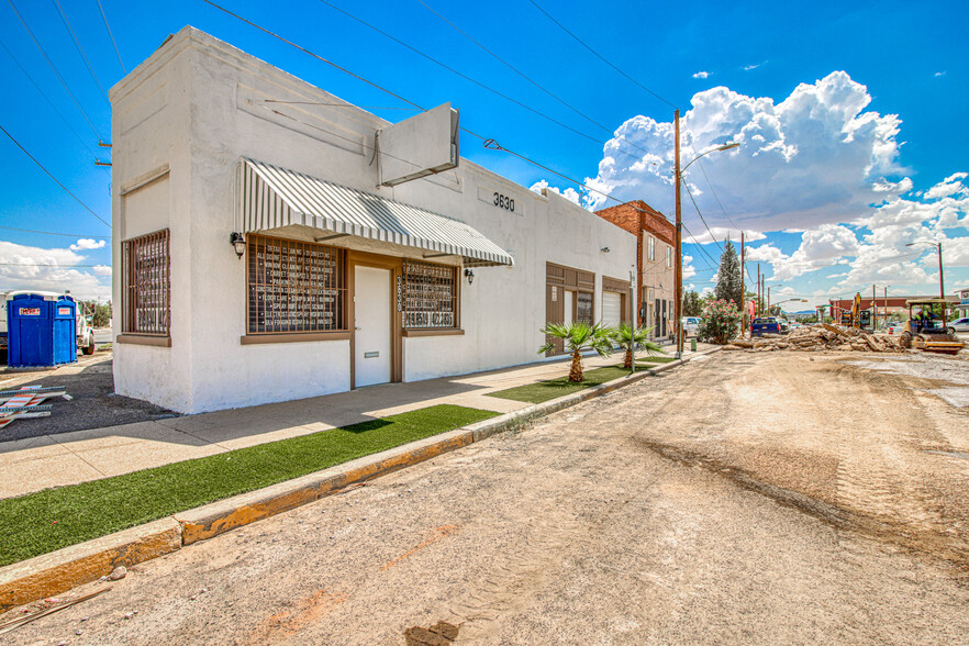 Primary Photo Of 3630 Hueco Ave, El Paso Freestanding For Sale