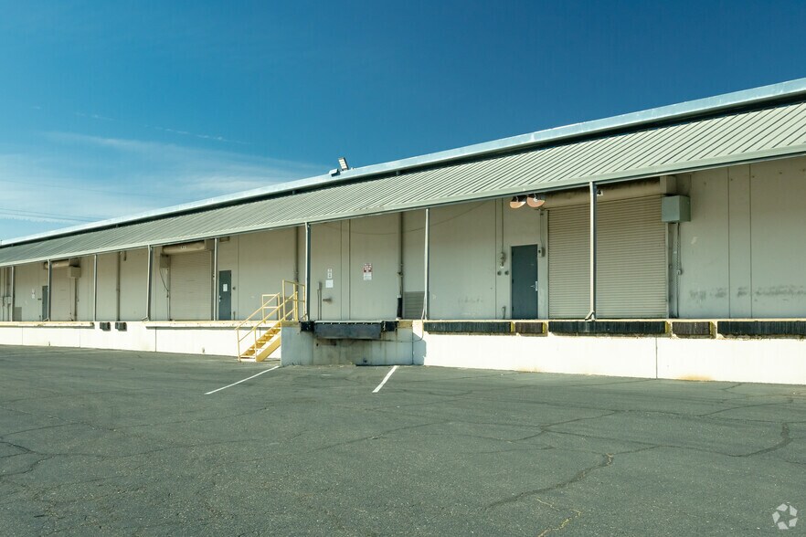 More Photos Of 4601 Lang Ave, Mcclellan Manufacturing For Lease