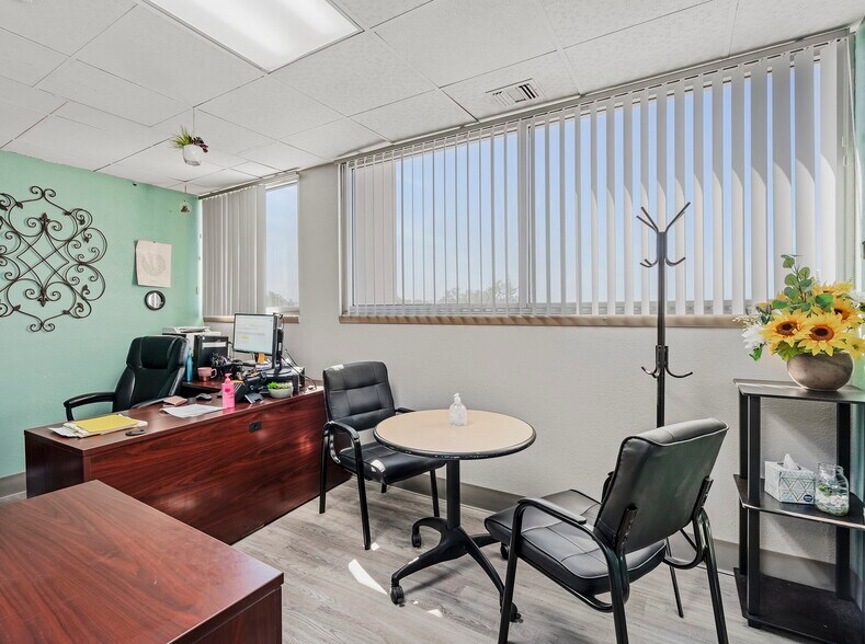 More Photos Of 890 Mill St, Reno Medical For Lease