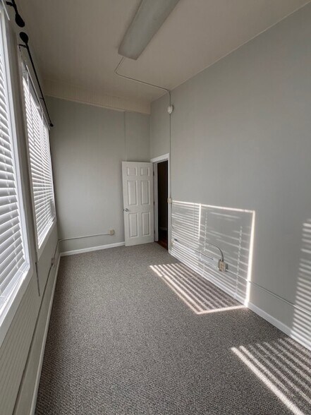 More Photos Of 217 W Masonic Ave, Cripple Creek Apartments For Sale