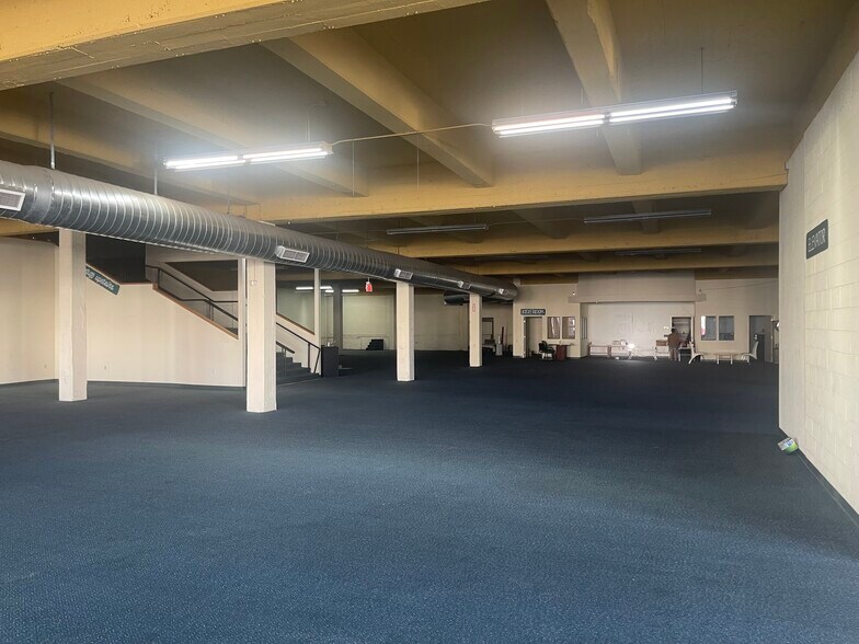 More Photos Of 420 E St, Marysville Freestanding For Lease