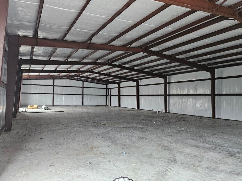 More Photos Of 169 College Dr, Orange Park Warehouse For Sale