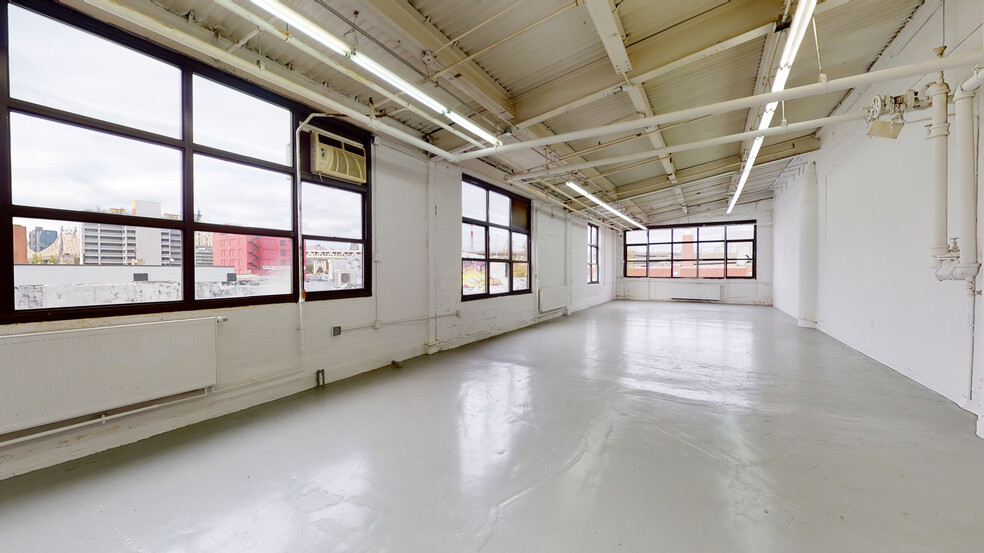 Primary Photo Of 43-01 21st St, Long Island City Manufacturing For Lease